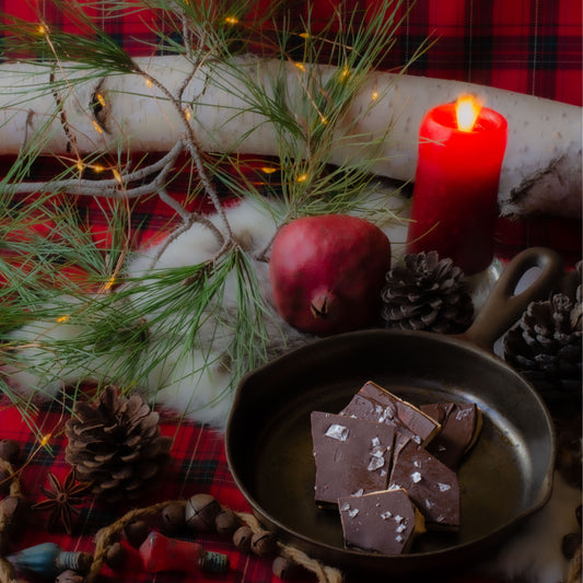 The Stars At Night - Dark chocolate & Cyprus Flake Sea Salt English Toffee